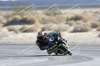 media/Dec-07-2025-CVMA (Sun) [[3e7d2de5dc]]/Race 10-Formula 40 Open/